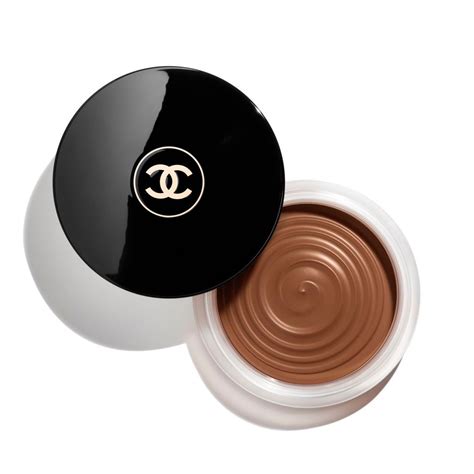 crème gel bronzer chanel|Chanel brush for bronzing cream.